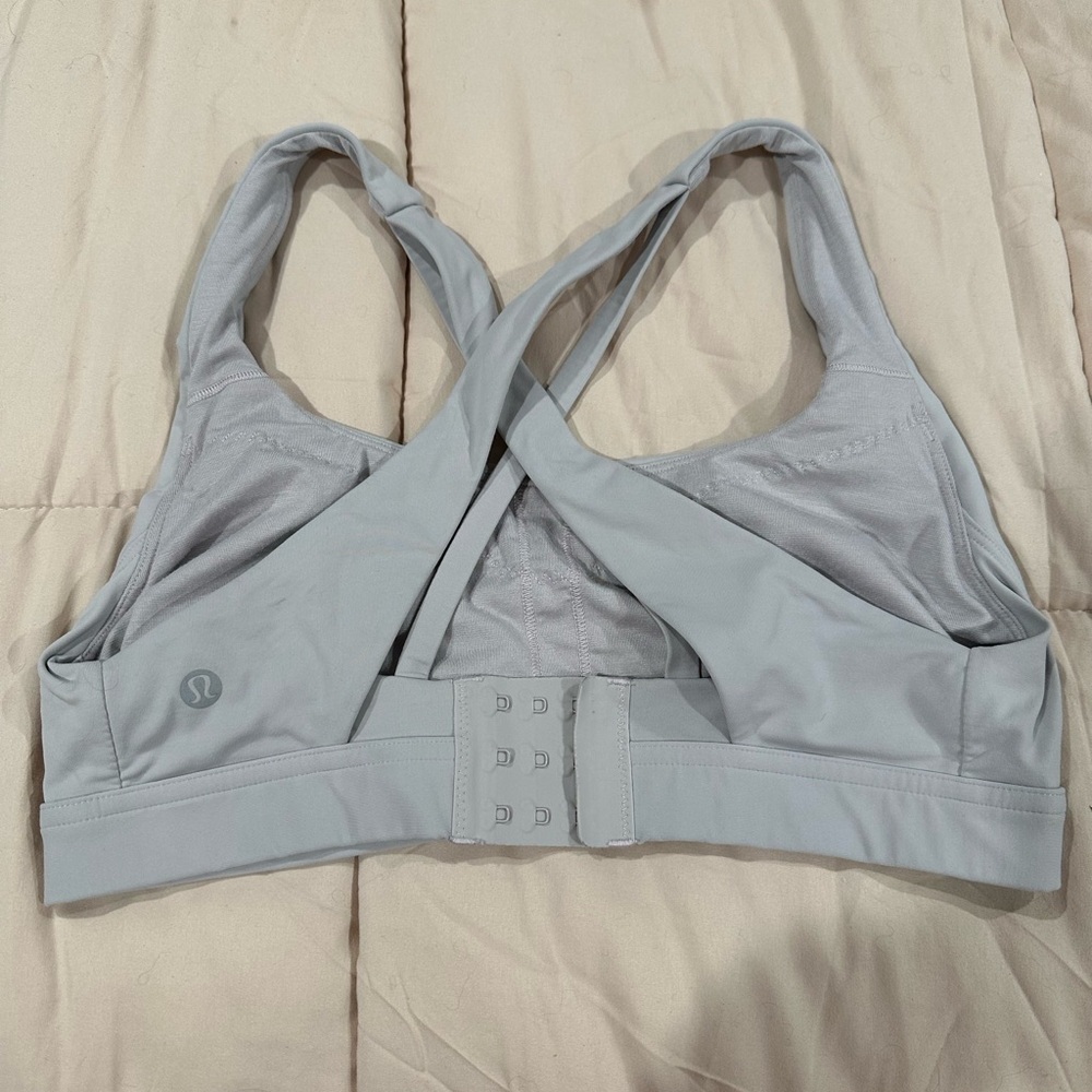 Lululemon Stash it All Bra in Grey 8 C/D - Picture 7 of 9